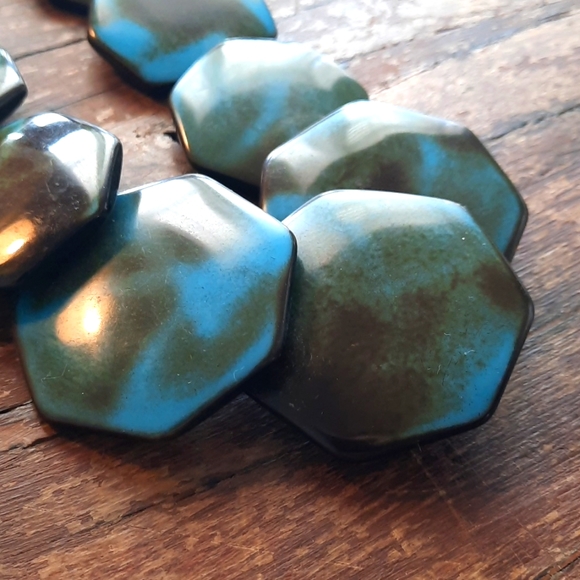 VINTAGE CHUNKY RESIN TILE NECKLACE - Picture 3 of 7